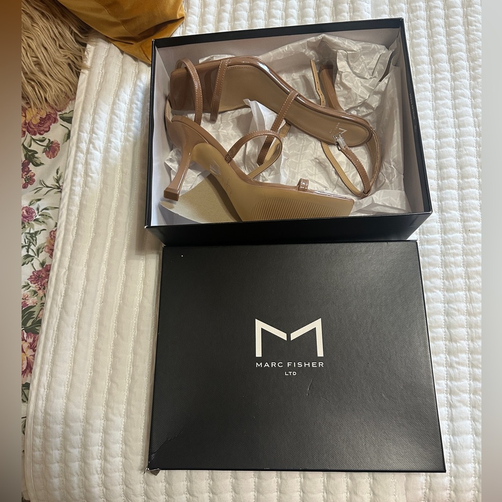Marc Fisher LTD Heels 8.5
